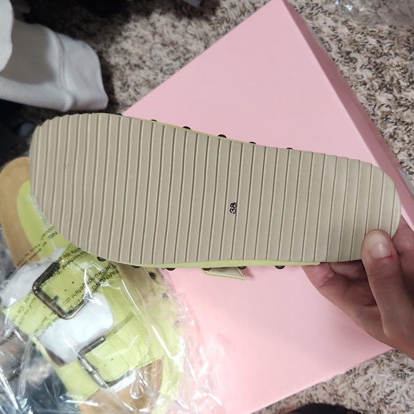 Free people internationally pistachio suede platform sandals - Picture 3 of 4